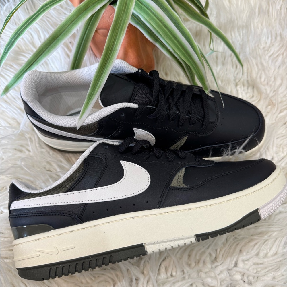 Nike Gamma Force Black/Khaki